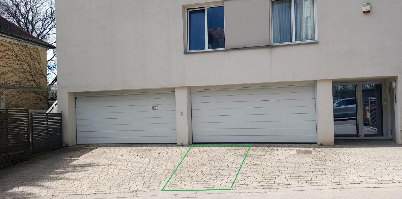 Cosy Flat In The Quiet Area With Own Garden, Free Parking And Direct Public Transport Link To The Centre Vienna Exterior photo